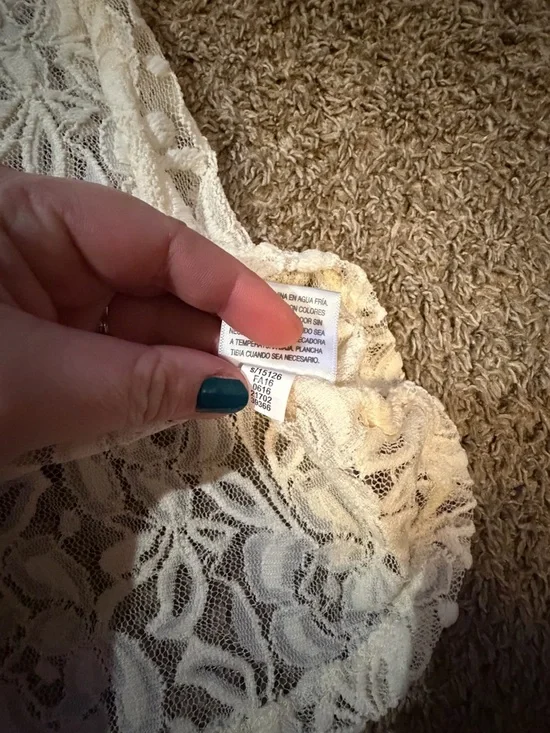 Style & Co Women’s Full Lace Boho Top With 3/4 Sleeves - Picture 5 of 9